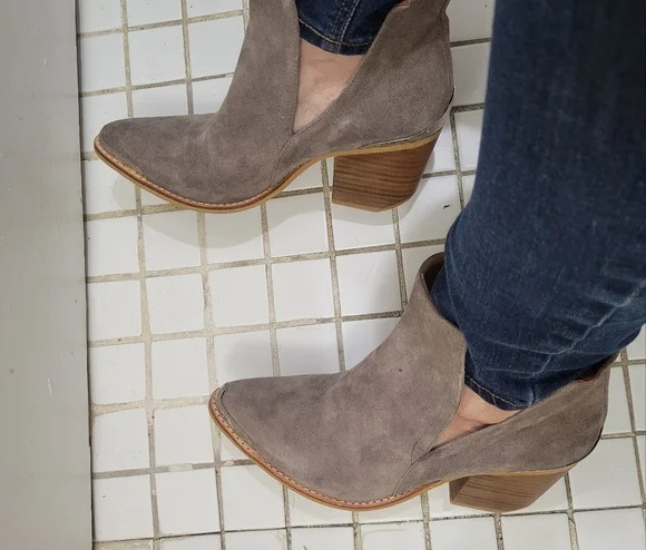 Silver Tip Western Cutout Cowboy Bootie‎ Like New Coastal Cowgirl Boho Festival - Picture 11 of 11